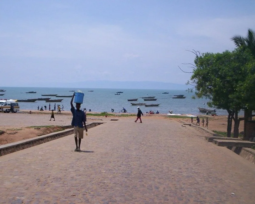 Kichik kokrak porno eshak